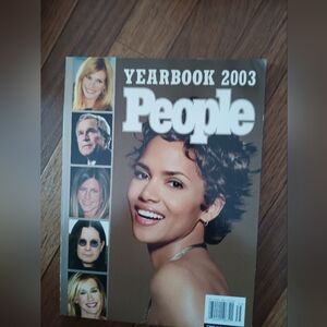 YEARBOOK 2003 PEOPLE PAGES IN MINT CONDITION, NO RIPS, STAINS MARKINGS OF ANY KI